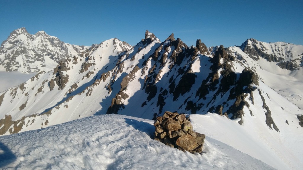 #6 Sommet et Crête de Combeynot. Sommet et Crête de Combeynot.