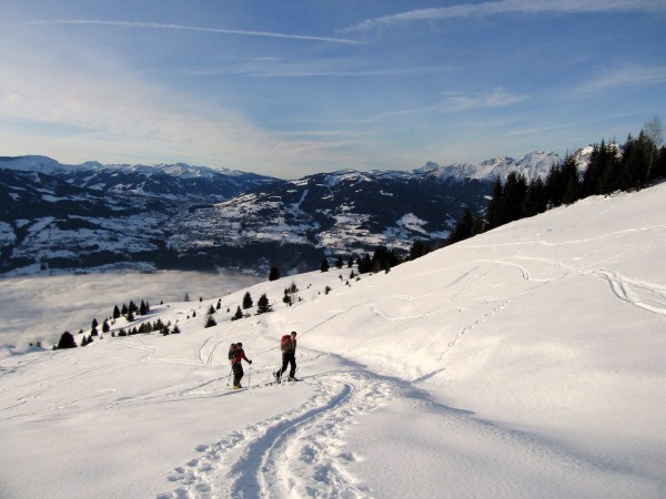La montée : J-F et Valentin à la montée sous les chalets de Varan