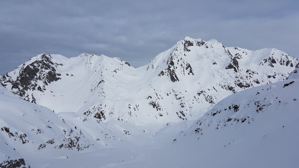 Conditions pour la face S du Grand Mont, le passage et la Pointe du Dard.