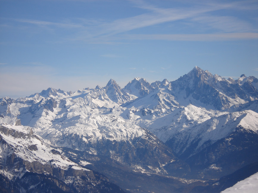 Vallée de Chamonix : Belle vue sur l'aiguille Verte et la vallée de Chamonix.