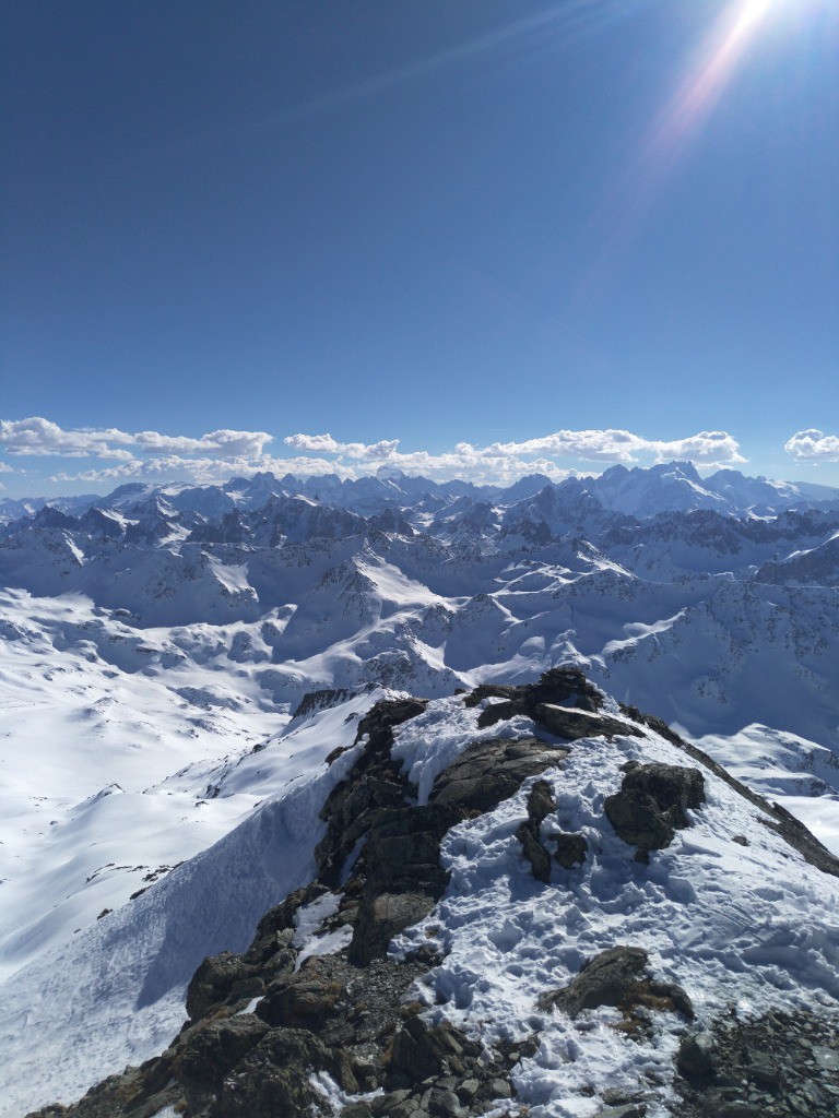 Les Ecrins depuis Roche Noire