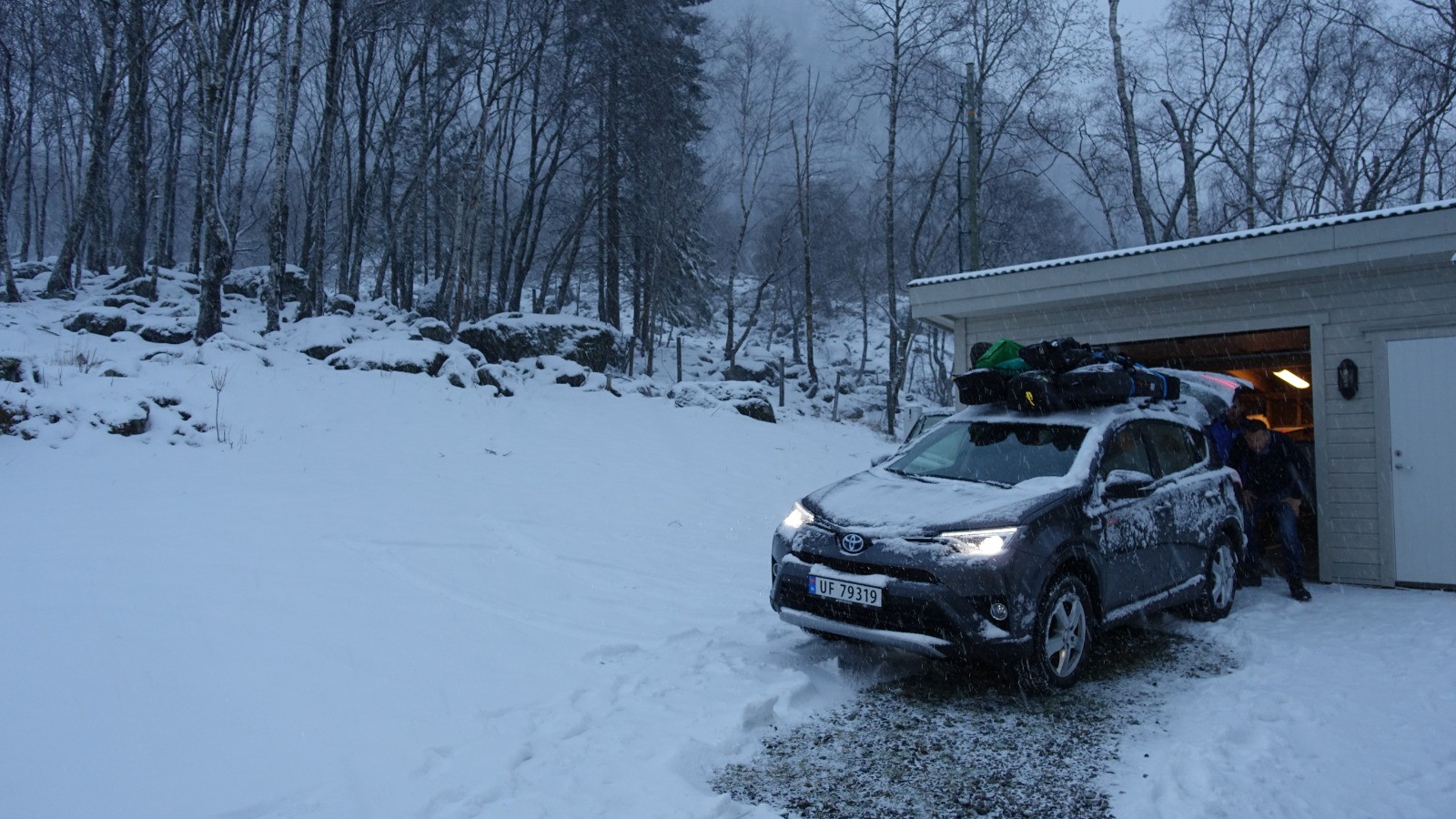 C'est le départ sous la neige