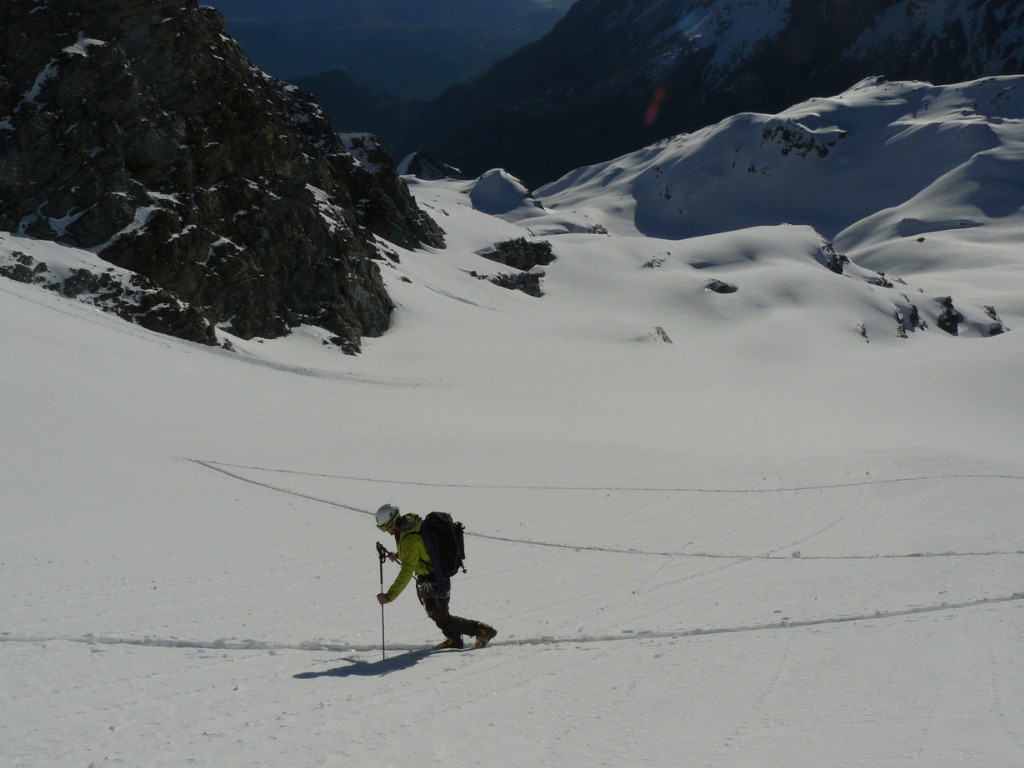 Remontée du couloir caché du refuge