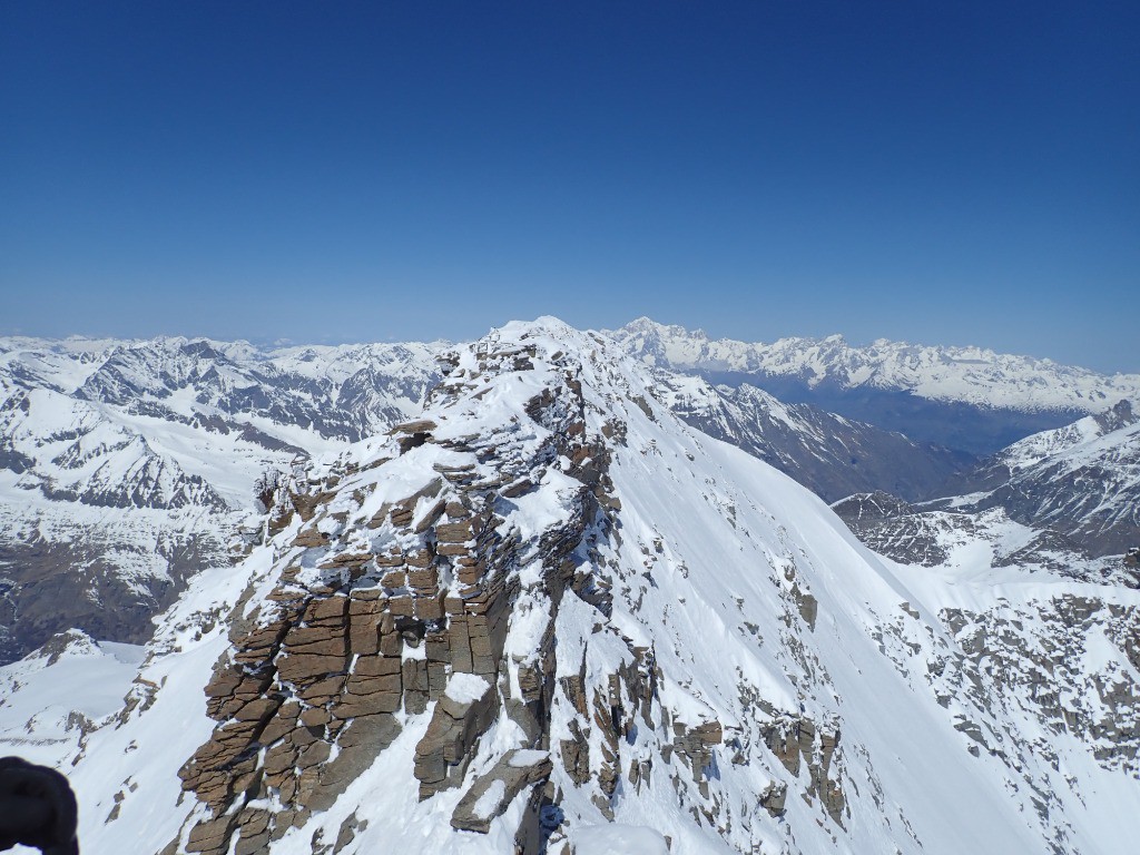 Vue du sommet vers le massif du Mont Blanc