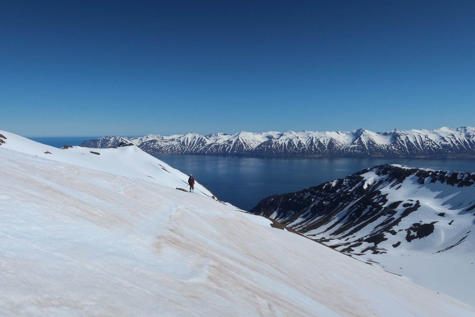 J4 : attaque de la descente Est du Bassi