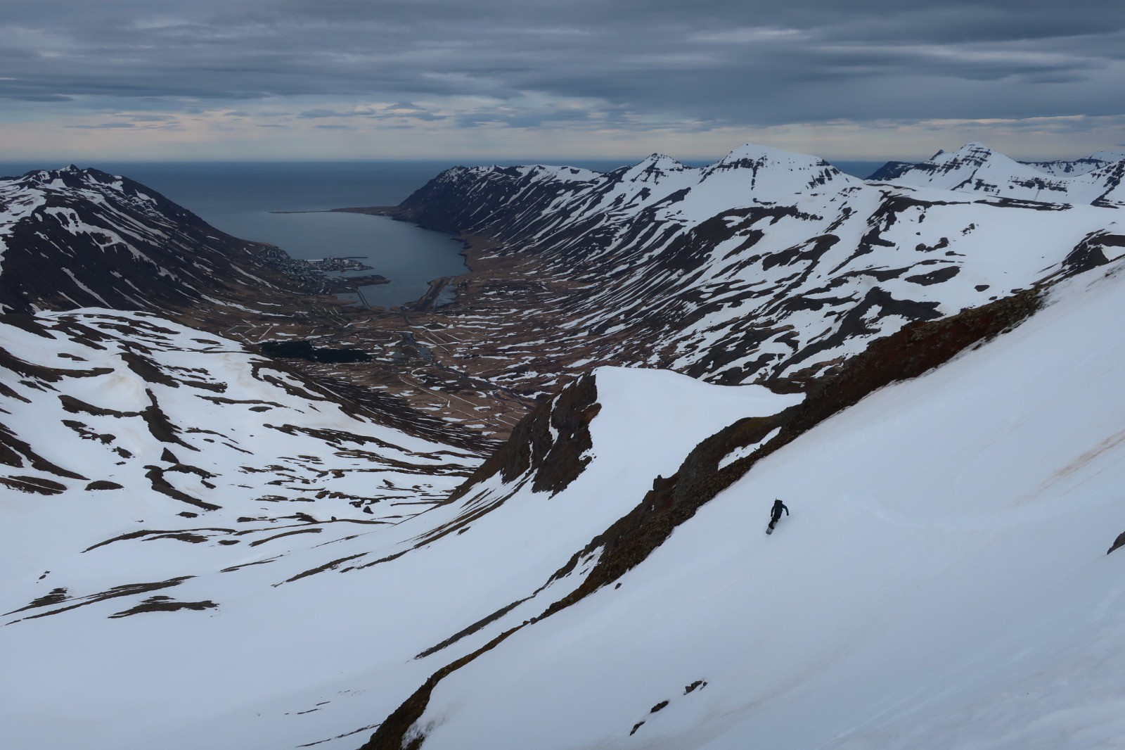 J3 : un couloir par là