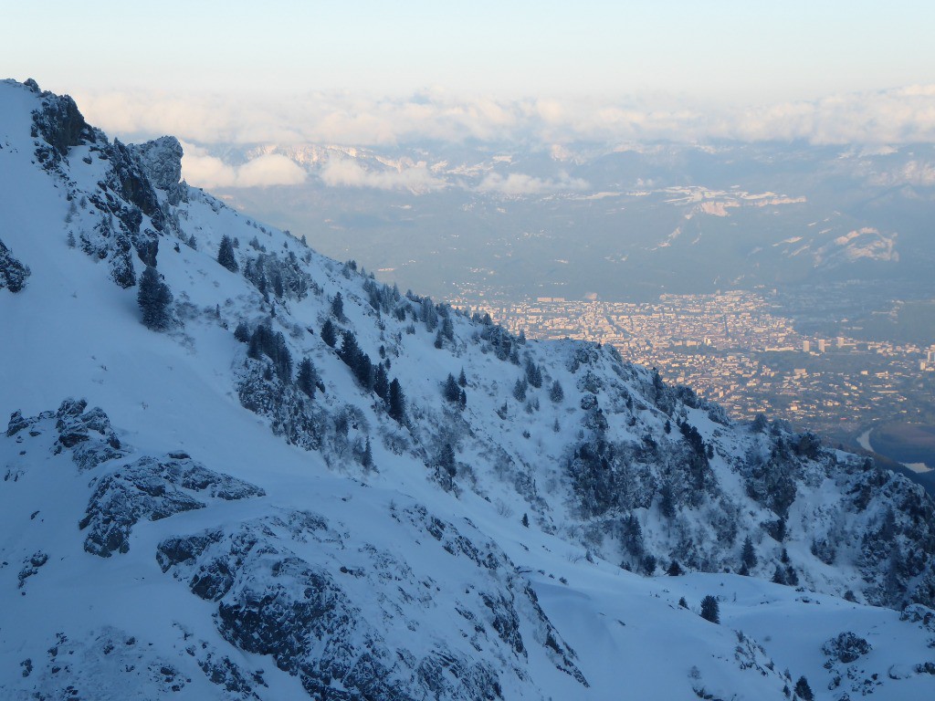 Grenoble se lève 