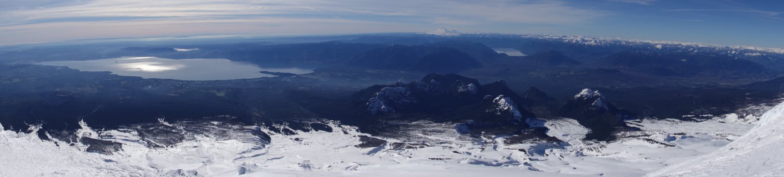 Panorama depuis le sommet sur le lago Villarica