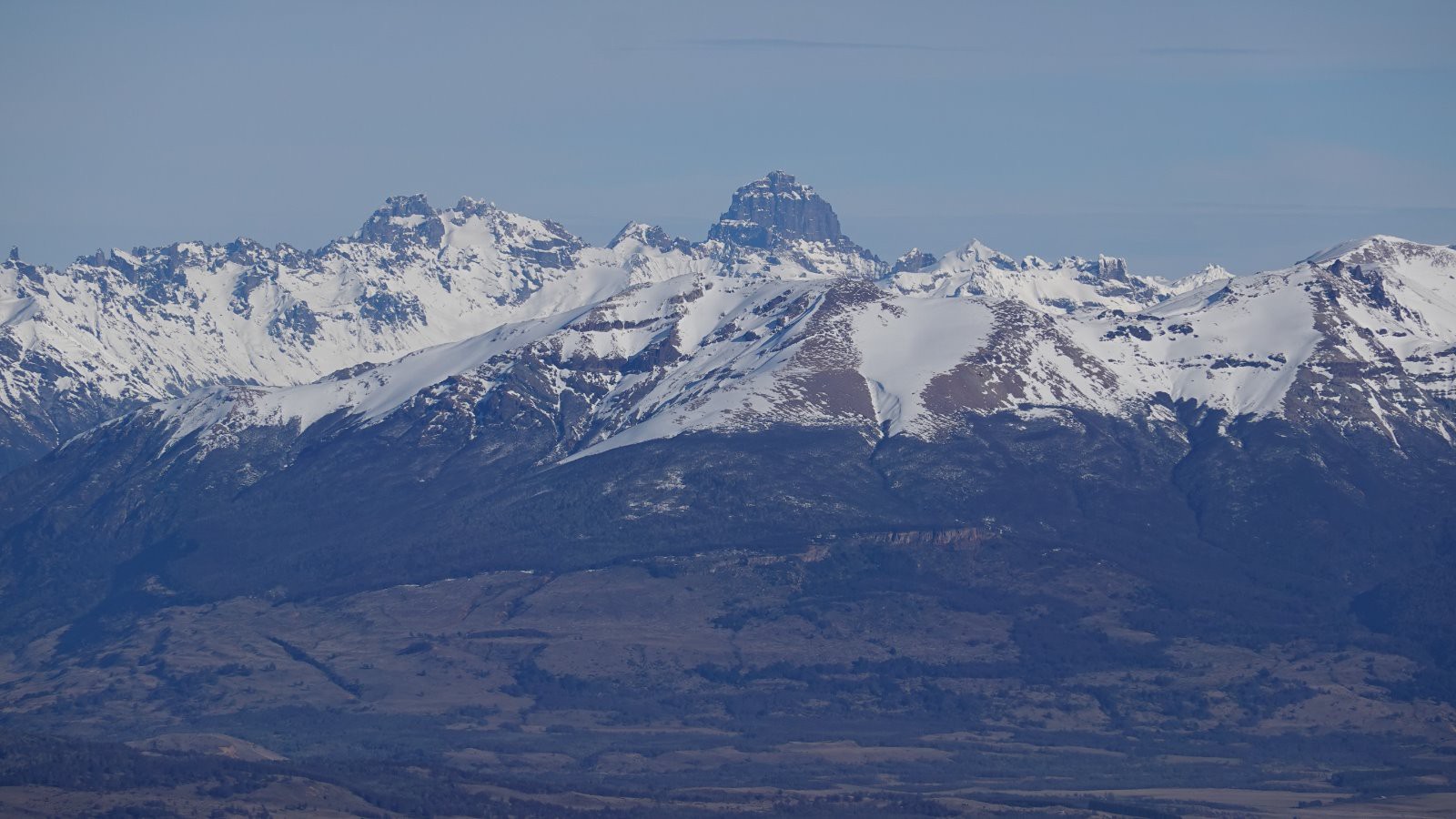 Le Cerro Castillo au téléobjectif