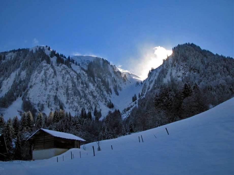 couloir nord : le couloir en voie de remplissage grâce au vent du sud !