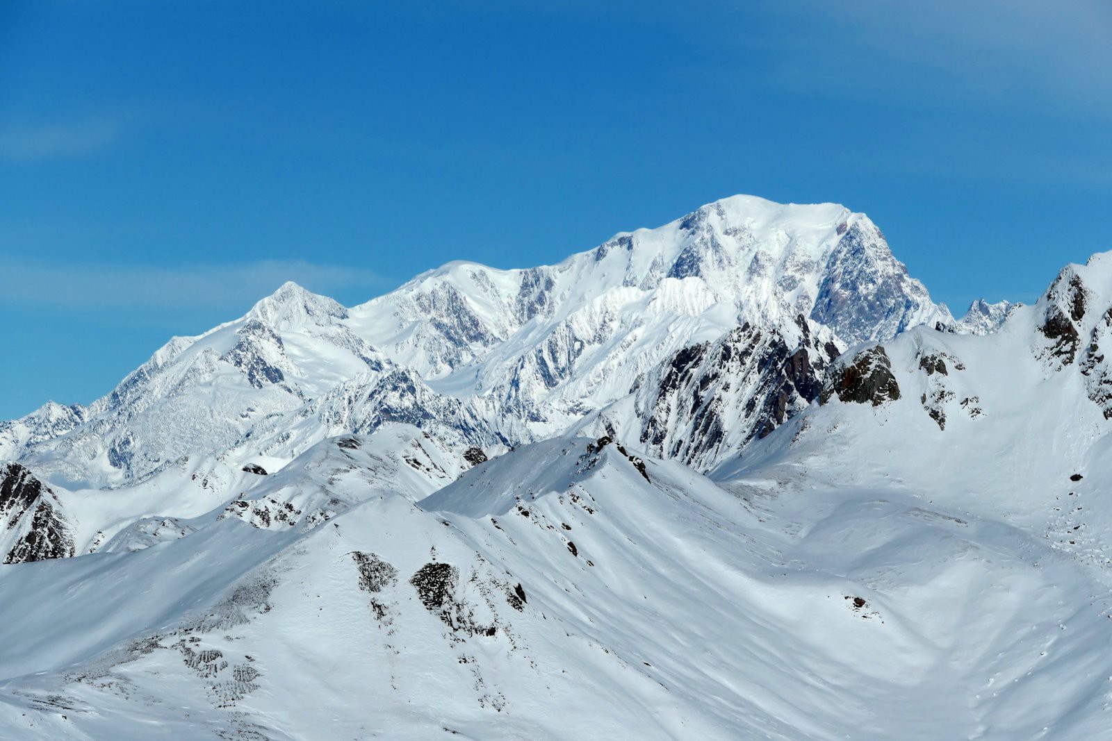 Le Mont Blanc encore au soleil.