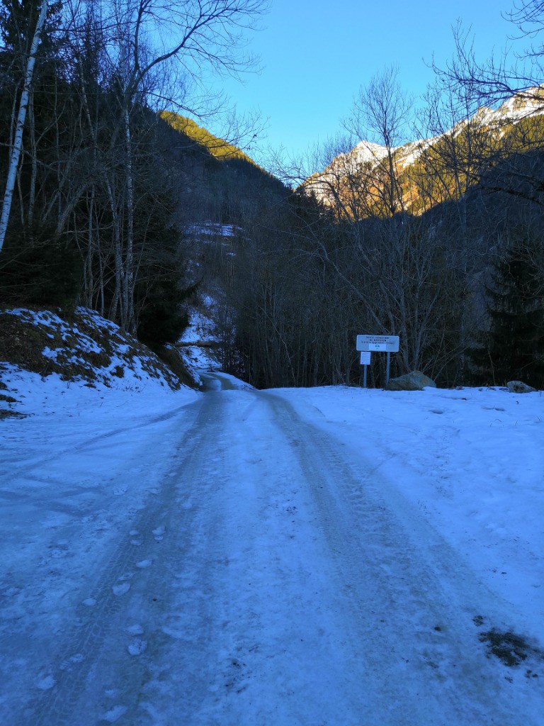 Route gelée au départ du Premier Villard