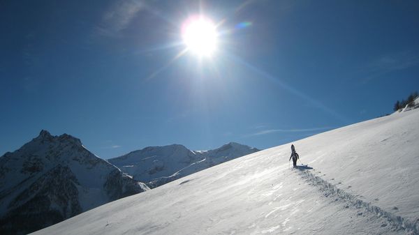Heureuse Zigual : Enfin elle peut se faire plaisir à tracer dans ce paysage de rêve