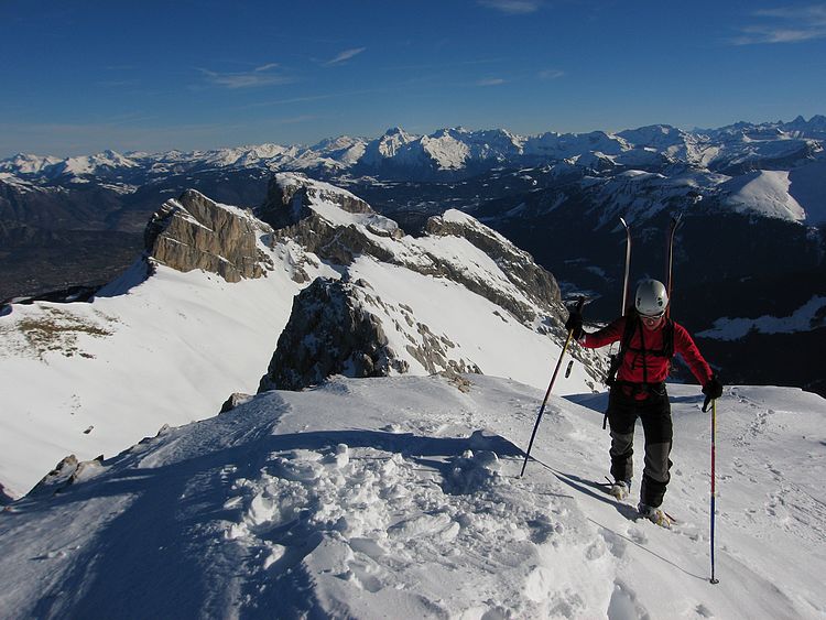 Pointe Blanche : Val arrive au sommet