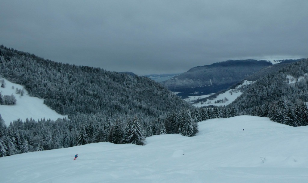 Les près de retour au Reposoir sont très agréables à skier