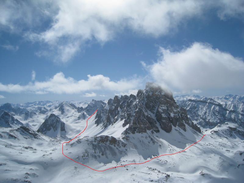 La partie de l'itinéraire entre le Pas de la Couletta, le Col de Gypière et jusqu'au pied du Col de Stroppia
(Vue depuis la Brèche Nérot Vernet).