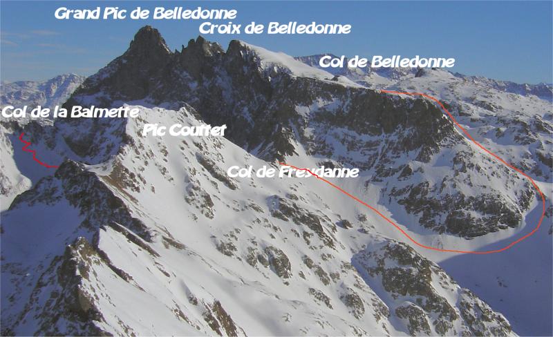 L'itineraire entre le col de Belledonne et le col de la Balmette vu depuis la Grande Lance de Domène