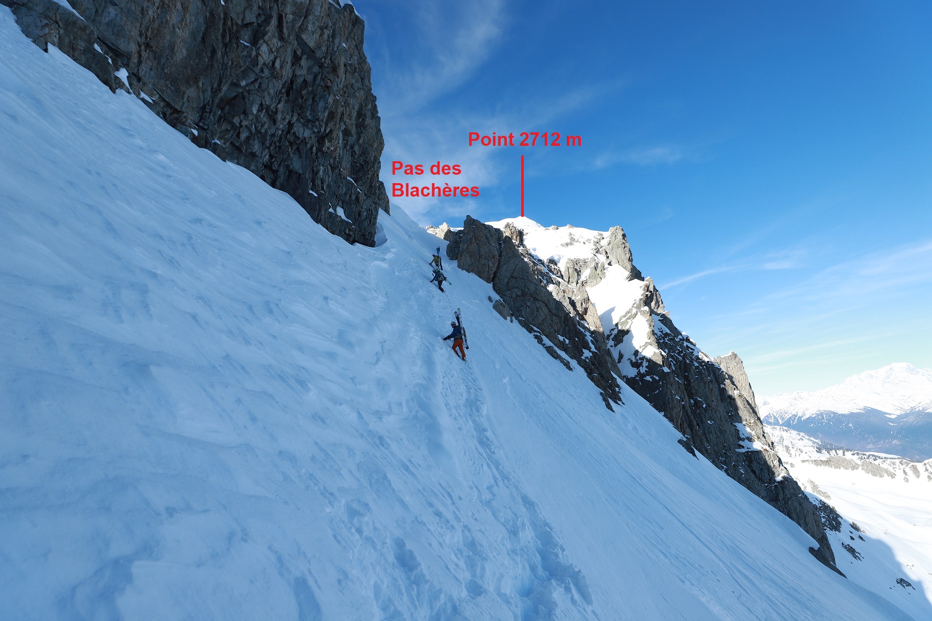 Accès au Pas des Blachères depuis le Glacier de Celliers