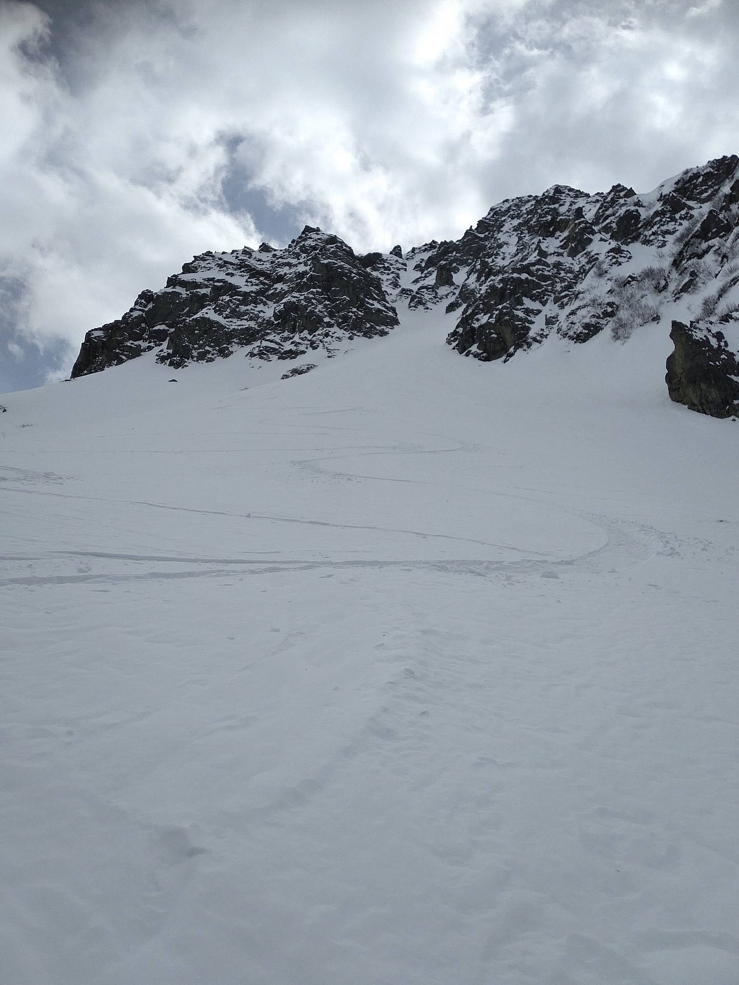 Grand couloir nord au dessus du chalet de la Grande Valloire 