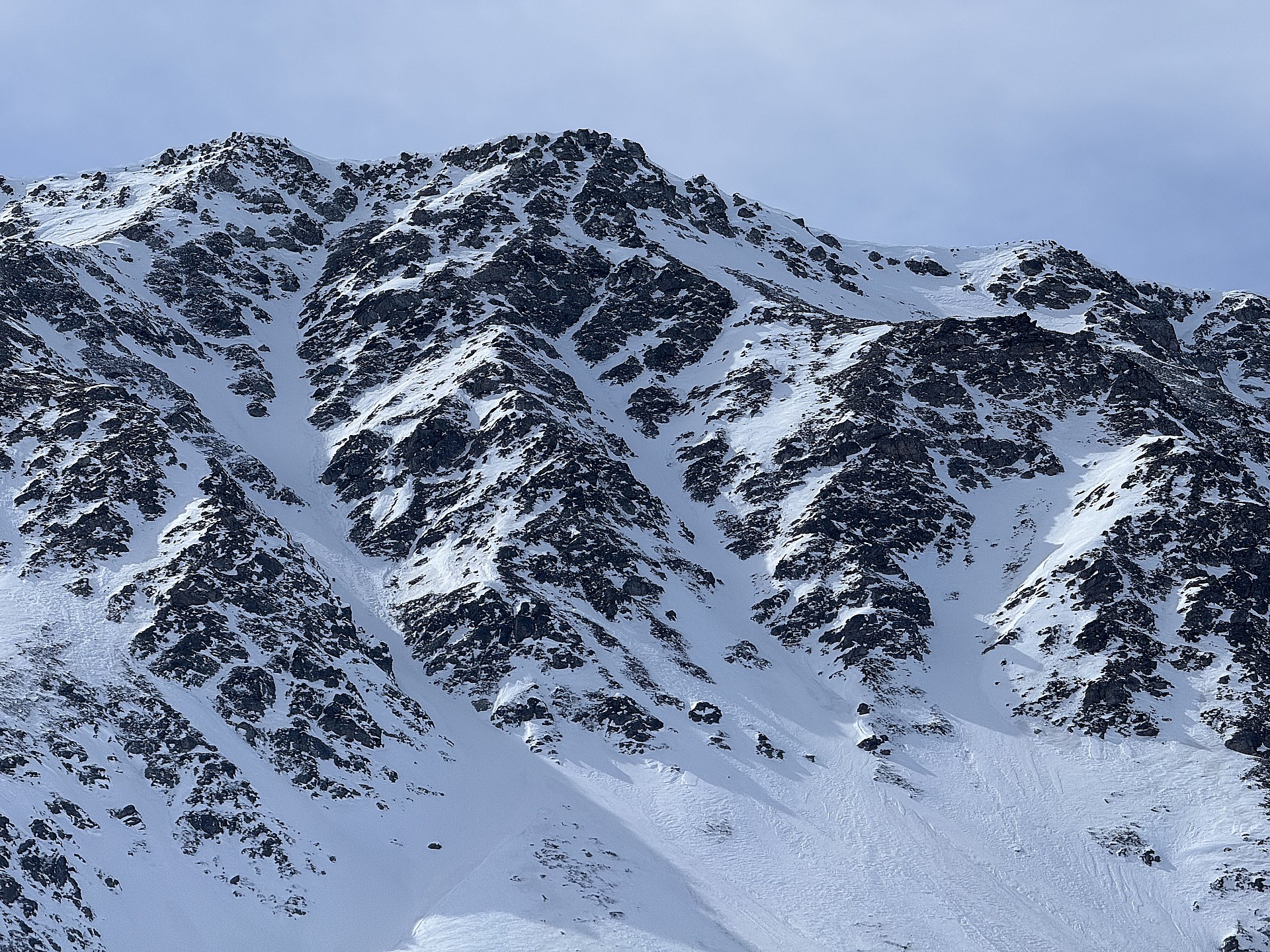 Couloir Nord Est, sur la gauche de la photo