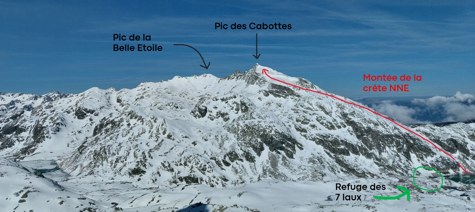 Photo prise le 25 mai 2025 (d'où le faible enneigement)